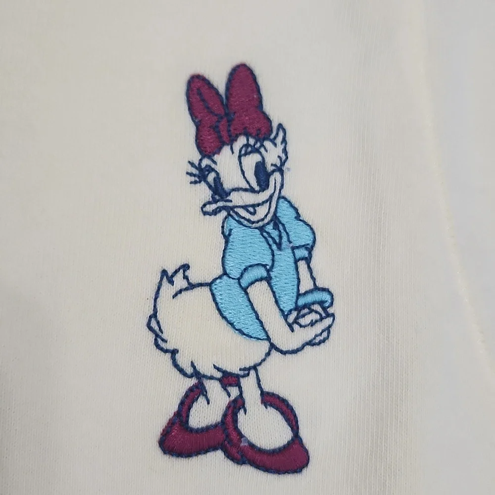 Disney Daisy Duck shirt NWT - Picture 2 of 7